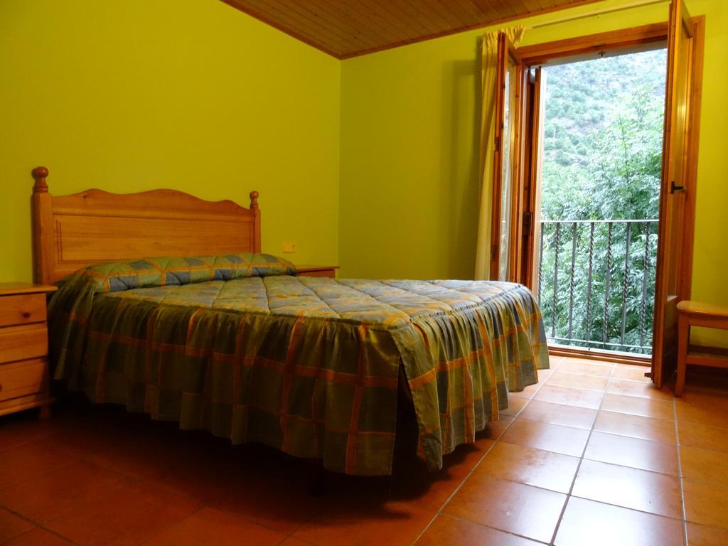 Apartaments La Canal Alins Екстер'єр фото